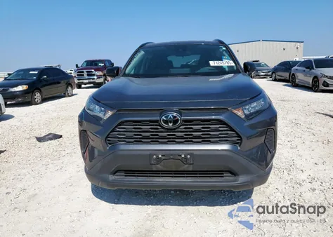 2021 Toyota Rav4 Le z USA, uszkodzony, nr VIN 2T3H1RFV7MC116452